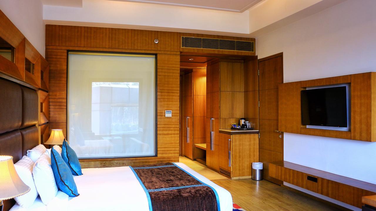 City Park Resort Bahadurgarh Exterior photo